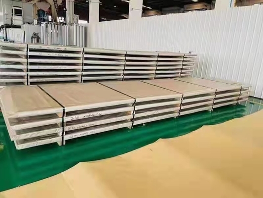 冷間圧延されたステンレス鋼の版は430 1500mm 409L 420を車の排気管のための広げる