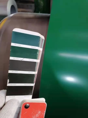 Dx52d色は電流を通された鋼鉄コイルのPpgiの屋根ふきのシート材料/パネルをPrepainted